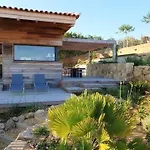 Villa Aria, Piscine, Vue 120 M2 Confort - 4 Personnes *