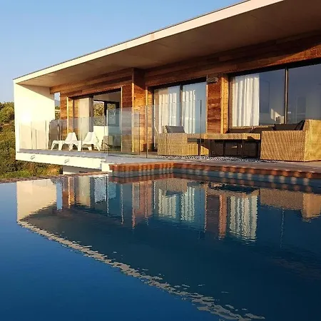 Aria, Piscine, Vue 120 M2 Confort - 4 Personnes Villa