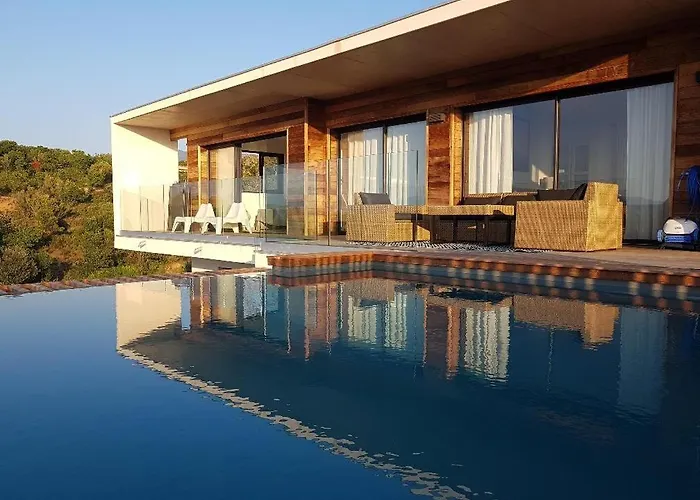 Aria, Piscine, Vue 120 M2 Confort - 4 Personnes Villa