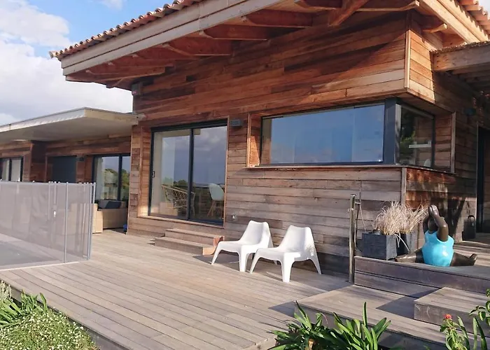 Aria, Piscine, Vue 120 M2 Confort - 4 Personnes *