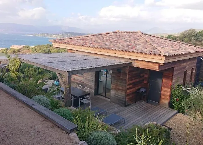 Aria, Piscine, Vue 120 M2 Confort - 4 Personnes Pietrosella