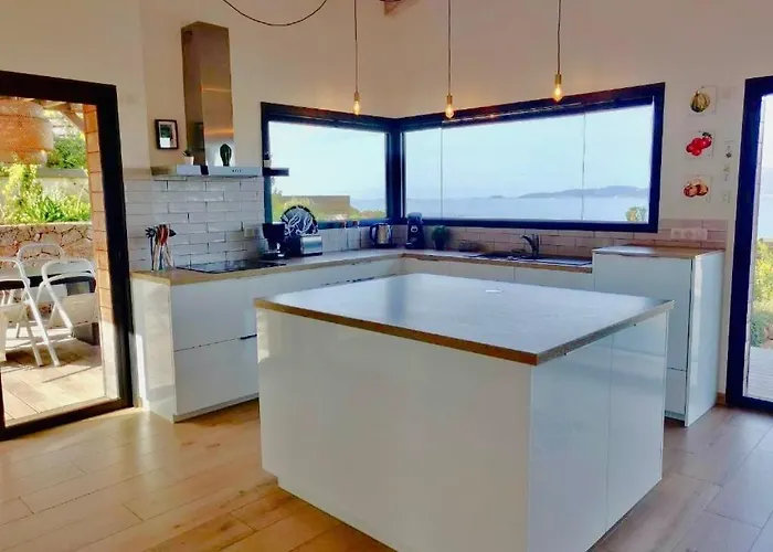 Aria, Piscine, Vue 120 M2 Confort - 4 Personnes Villa Pietrosella