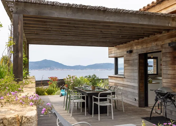 Villa Aria, Piscine, Vue 120 M2 Confort - 4 Personnes